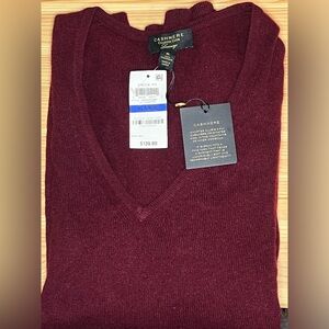 Cashmere Charter Club Luxury Women’s XL V neck sweater NWT